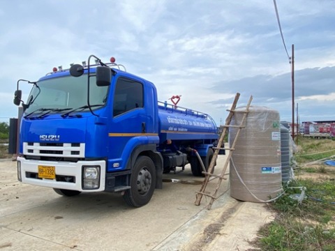 บริการส่งน้ำประปา 